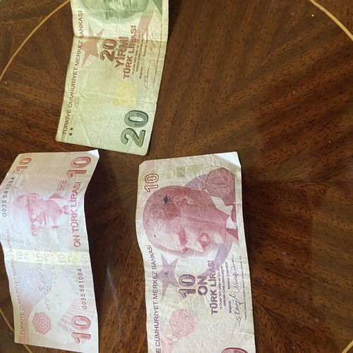 Lyra banknotes in excellent condition