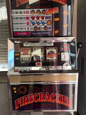 Κουλοχέρης από service σαν καινούργιο, πραγματικός από Vegas