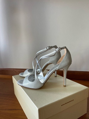 Thomas shoes χειροποίητα πέδιλα σαν καινούργια, τακούνι 8,5 εκ, μέγεθος 37