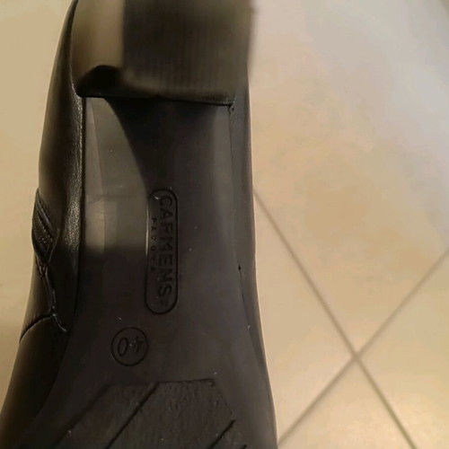 Carmens leather ankle boots like new, black, size 40