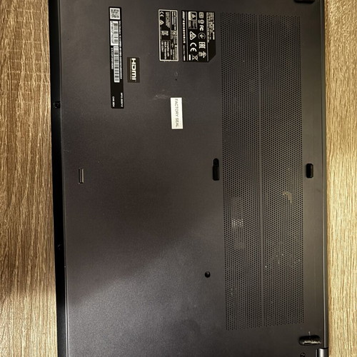 MSI Modern 15 laptop like new, Intel Core i5, 8GB RAM, 1TB SSD