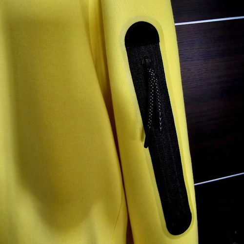 Nike Tech Fleece hoodie yellow strike black size XL like new