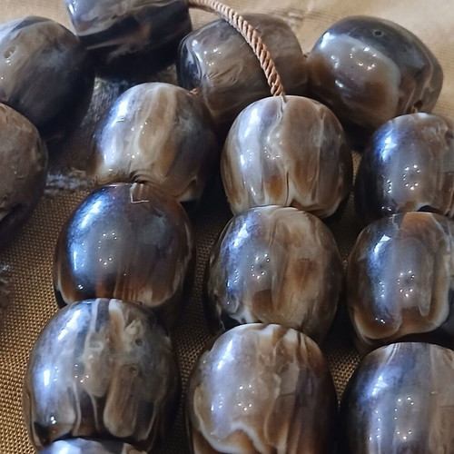 Worry beads used, 1970s vintage bakelite