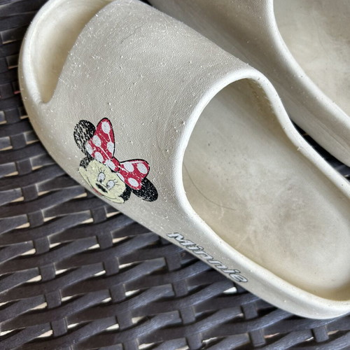 Slippers used, size 39, comfortable