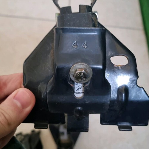 Fiat Punto roof bar feet like new, set