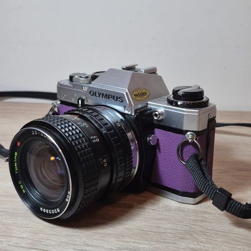 Olympus OM-10 αναλογική φωτογραφική μηχανή SLR 35mm μεταχειρισμένη με φακό Tokina RMC 28-50mm