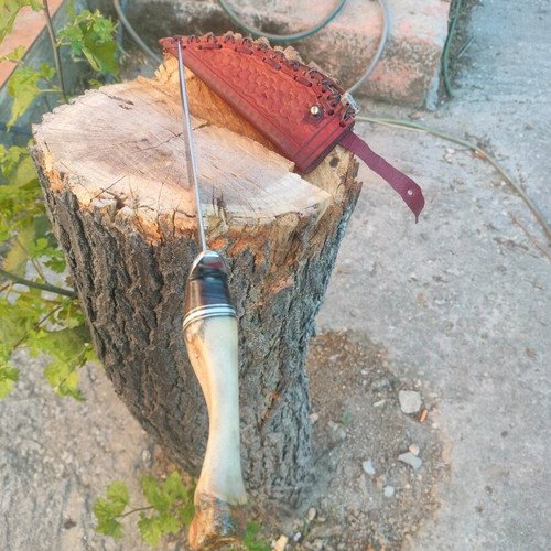 Handmade Bowie style hunting knife new with leather sheath