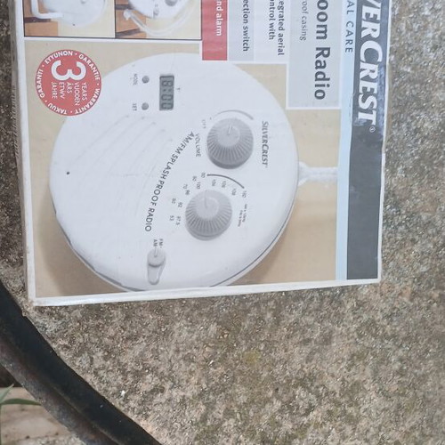 Bathroom radio with battery, hanging and stand, new