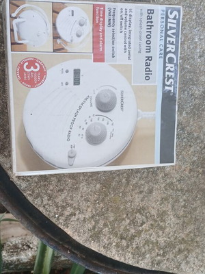 Bathroom radio with battery, hanging and stand, new