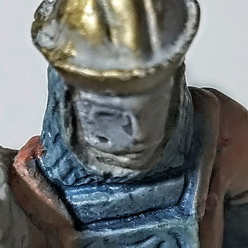 DeAgostini Camelot Series figure used, ceramic