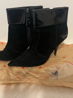 Δερμάτινα μποτάκια Replay μεταχειρισμένα, νούμερο 39, μαύρα