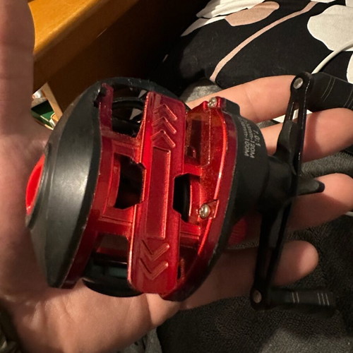 Left fishing reel new