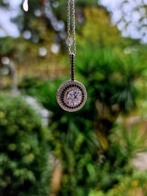 Ασημένιο μενταγιόν με αλυσίδα 925 sterling silver με μαύρα και λευκά ζιρκόνια καινούργιο