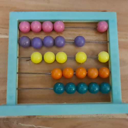 Plastic abacus up to 25 with 1980s alphabet like new