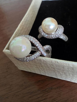 Set of 2 925 silver rings with cultured pearls