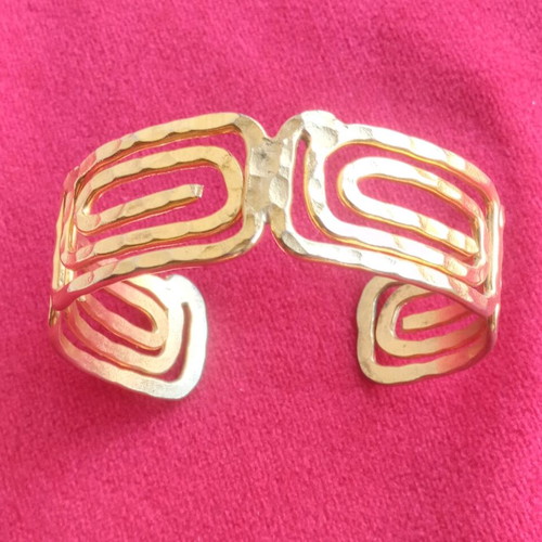 Vintage gold-plated bracelet like new