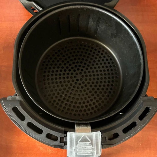 Homevero Air Fryer 2.5lt like new, black HV-AF3.3