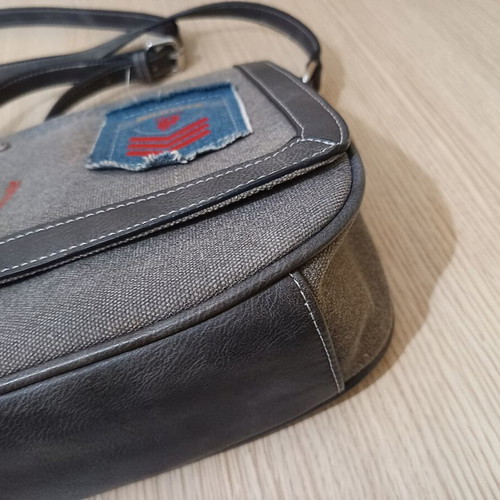 Harvey Miller crossbody bag used, gray and blue
