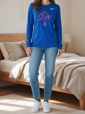 Nike women's medium blue long-sleeve USA Soccer shirt like new