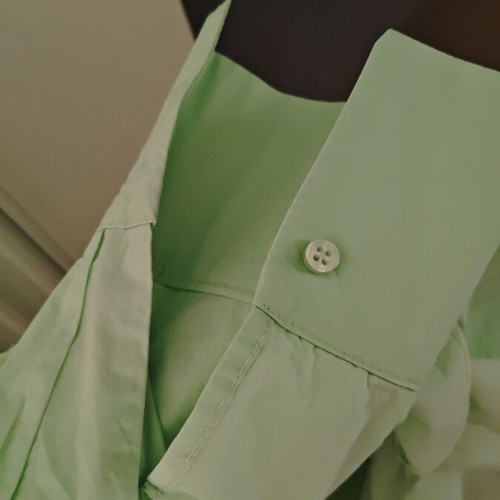 Shirt with ruffles like new, size L, green