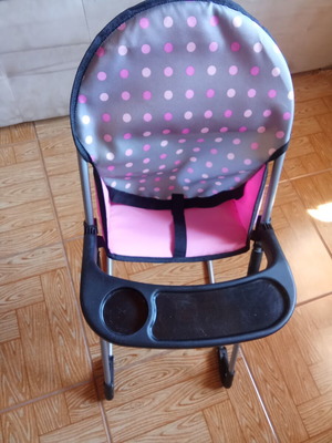 Baby feeding chair for babies/dolls