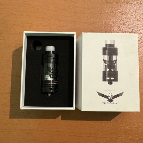 Vapor Giant Go 4 23mm 4ml Black with factory coils like new