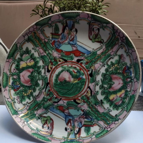 Rose Medallion decorative plate used, Chinese porcelain
