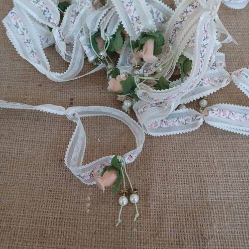 Baptism witness bracelets new, pack of 30 with vintage flower