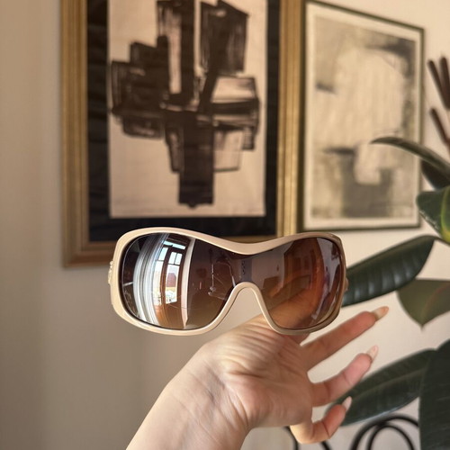 Y2K Sunglasses like new, beige