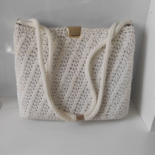 Vintage shoulder bag, white