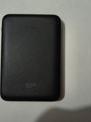 Powerbank 5000mAh slim like new with 2 cables