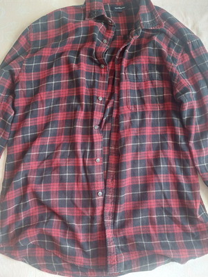 Croft & Barrow men's flannel shirt plaid red black size L like new