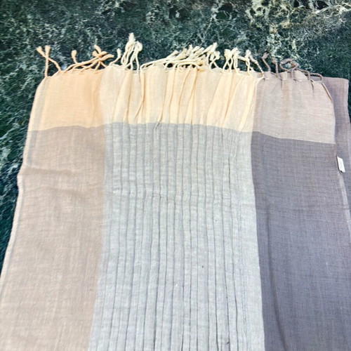 Tablecloth 1.85 m cotton and silk, sand colors