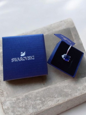 Swarovski ring size 50 used, blue crystal