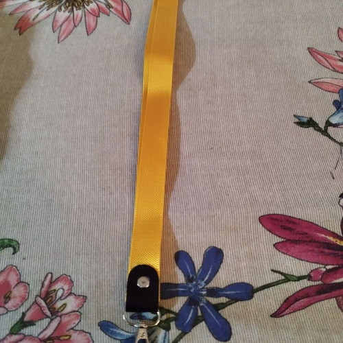 Mobile phone lanyard new unused