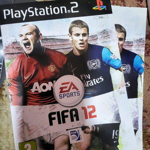 Football covers for Ps2 used with manuals, pack