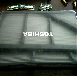 Toshiba laptop satellite A300d - 11t for parts