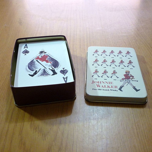 Johnnie Walker collectible playing cards like new in metal tin