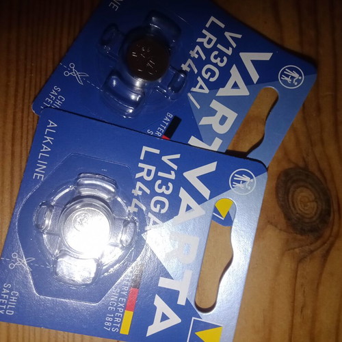 VARTA V13GA LR44 alkaline batteries, pack of 2
