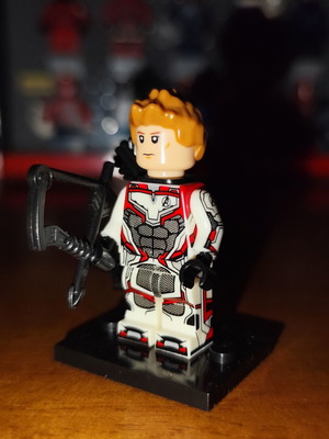 Hawkeye Quantum Realm Suit φιγούρα σαν καινούργιο
