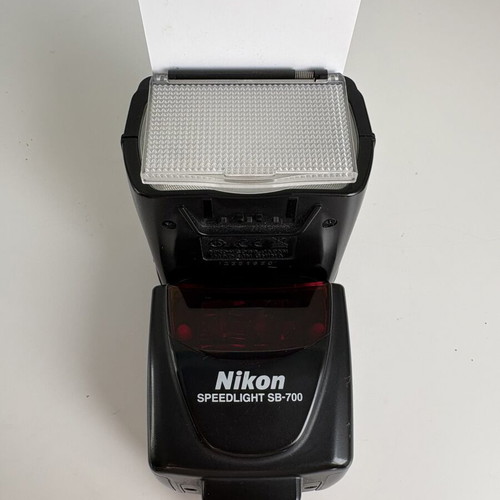 Nikon SpeedLight SB-700 flash unit
