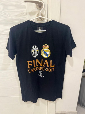Champions League 2017 Final Juventus Vs Real Madrid T-shirt Small like new