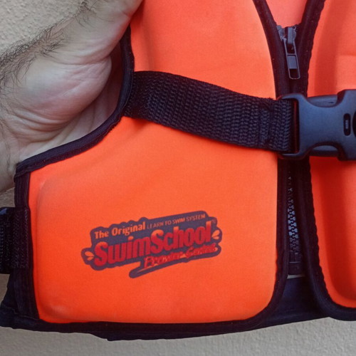 Swimming vest life jacket