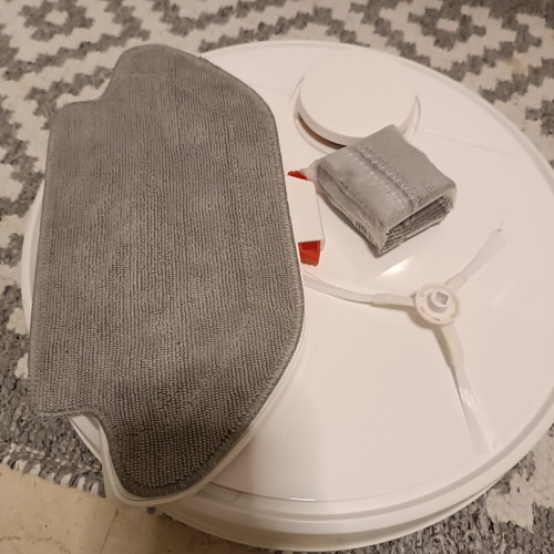 Xiaomi Mi Robot Vacuum Mop 2 Pro like new, 180min autonomy, 150sqm coverage, white