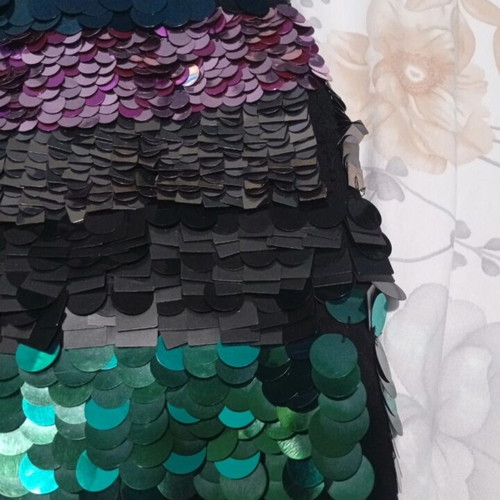 Pinko mini φούστα μεταχειρισμένη, μέγεθος L, πολύχρωμη, λείπουν παγιέτες
