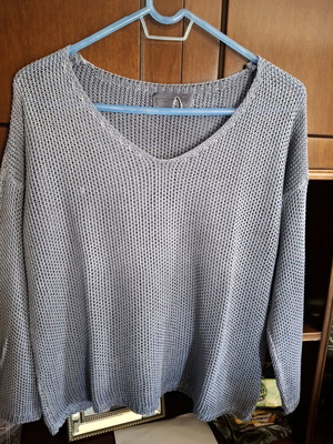 BSB women's knitted blouse long sleeve like new, blue, size S