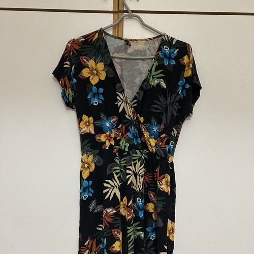 Stradivarius colorful one-piece romper used, size M