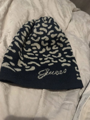 Guess hat new, black