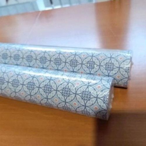 Wallpaper with beautiful colors new in original packaging