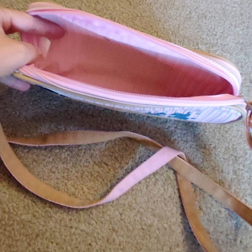 Polo Club crossbody bag pink used with zipper